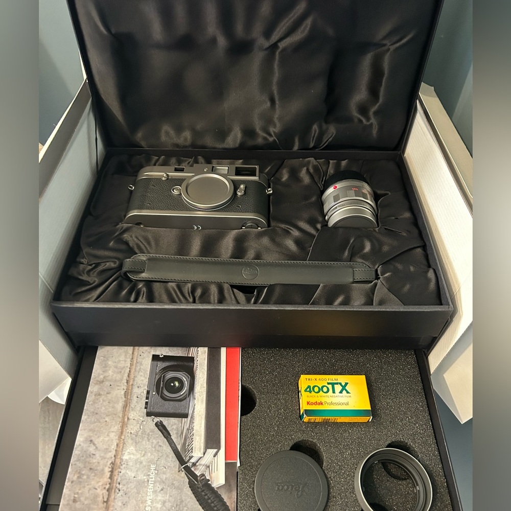 Leica M-A Titan (10372), purely mechanical 35mm film camera, solid titanium.